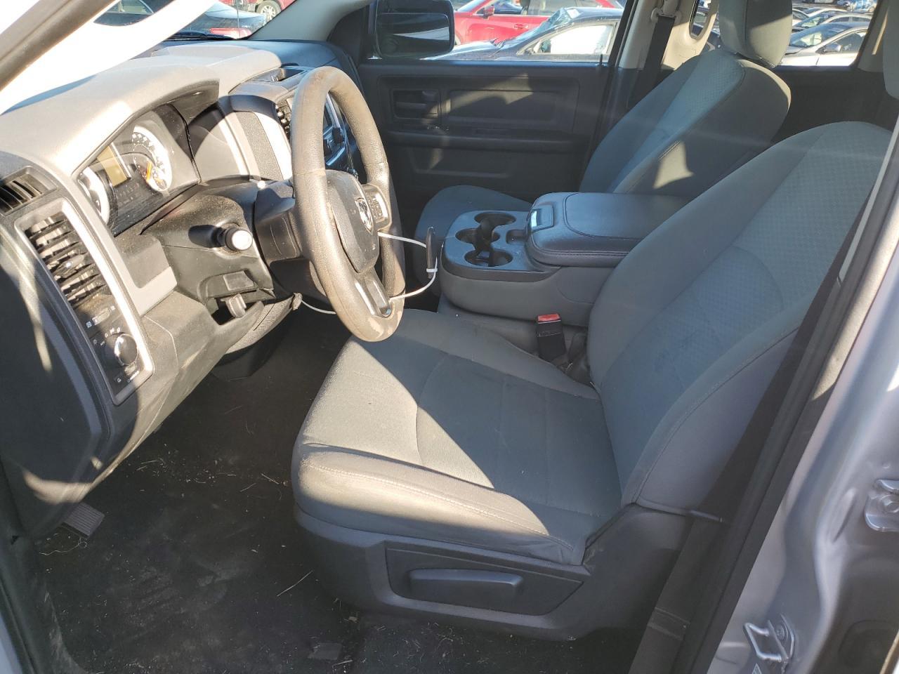 2018 RAM 1500 ST - Image 7