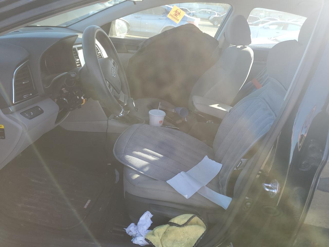 2018 HYUNDAI ELANTRA SE - Image 7
