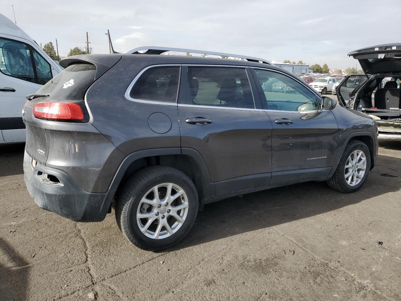 2017 JEEP CHEROKEE L - Image 3