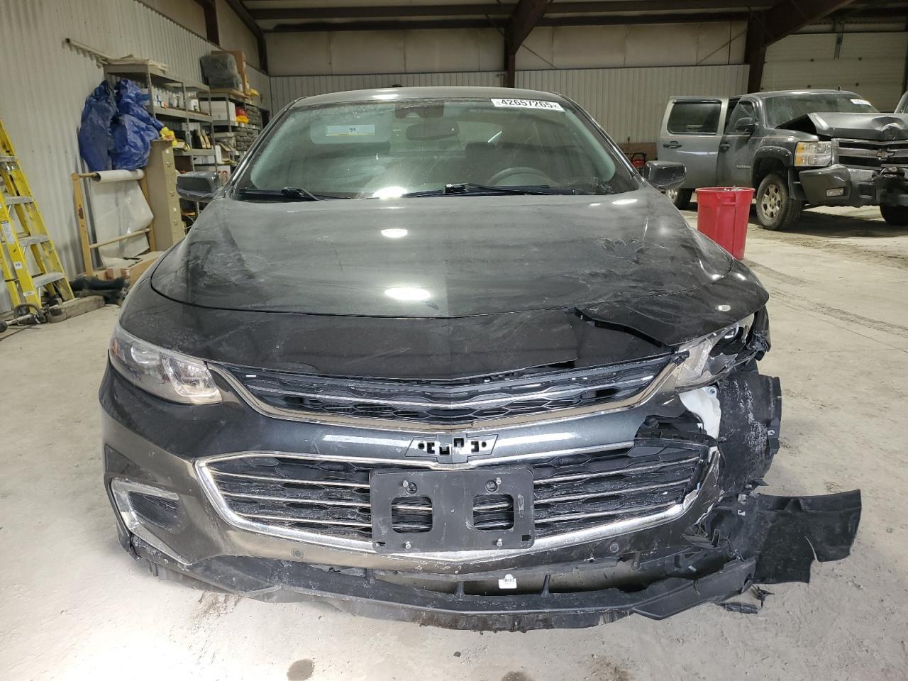 2017 CHEVROLET MALIBU LT - Image 5