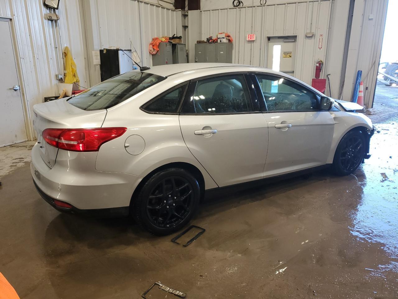 2016 FORD FOCUS SE - Фото 3