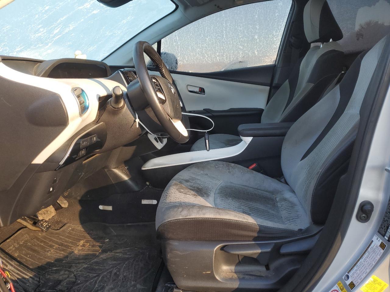 2018 TOYOTA PRIUS PRIM - Image 7
