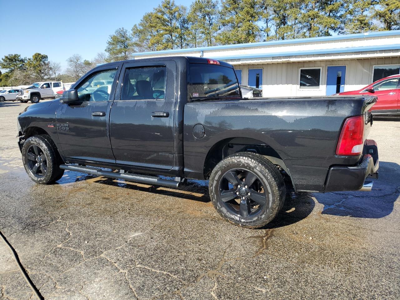 2015 RAM 1500 ST - Image 2