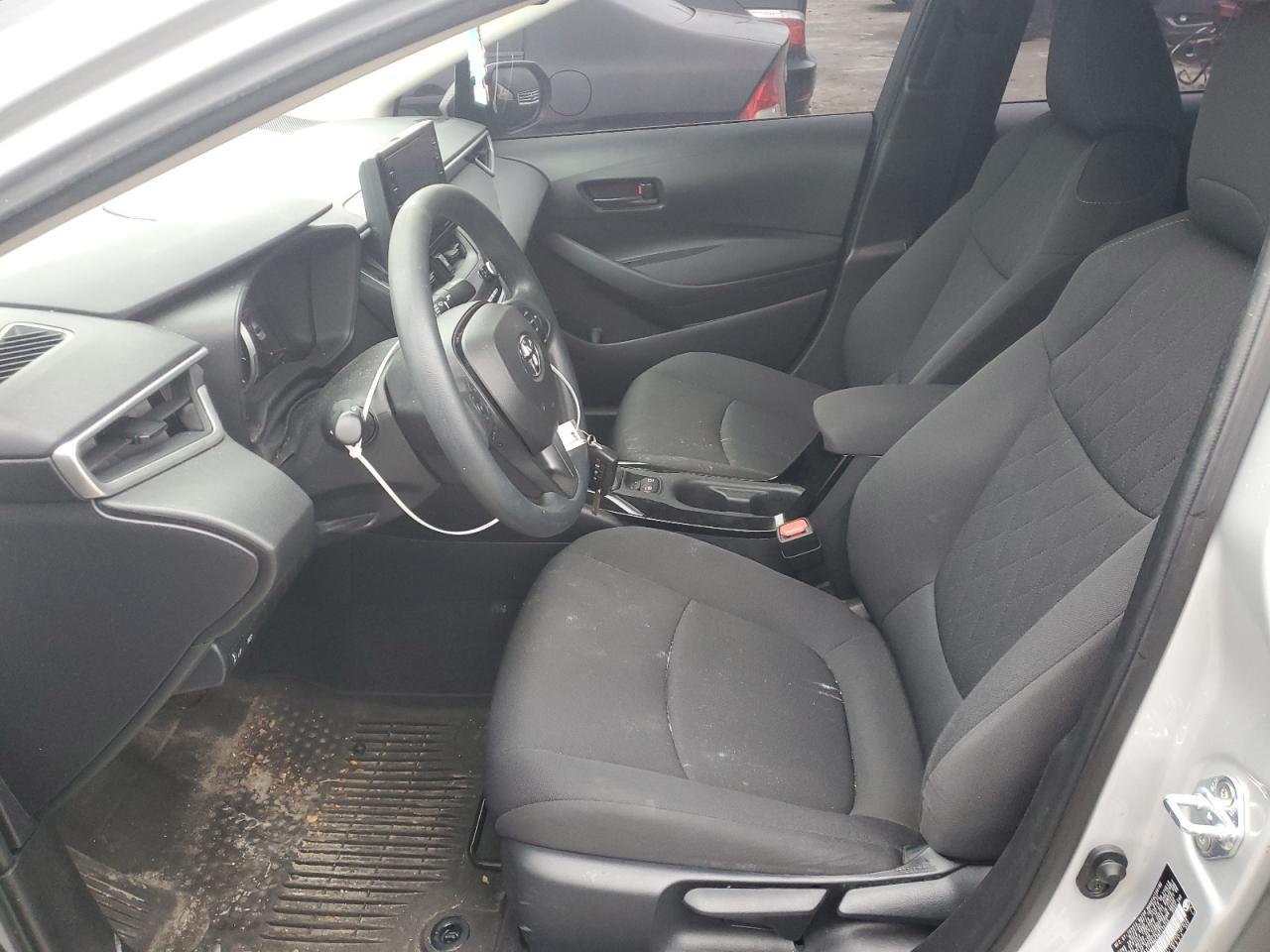 2022 TOYOTA COROLLA LE - Фото 7