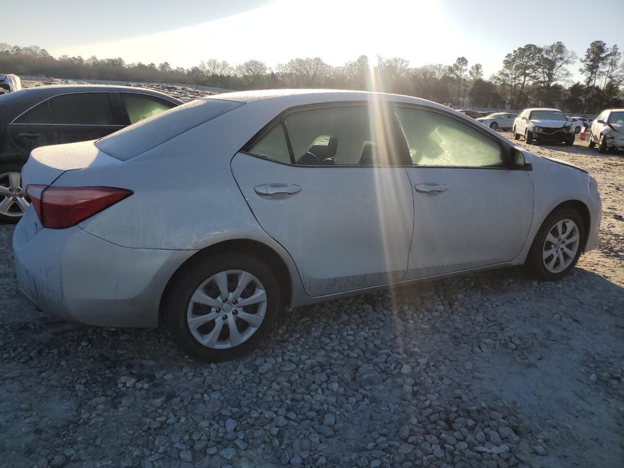 2019 TOYOTA COROLLA L - Image 3