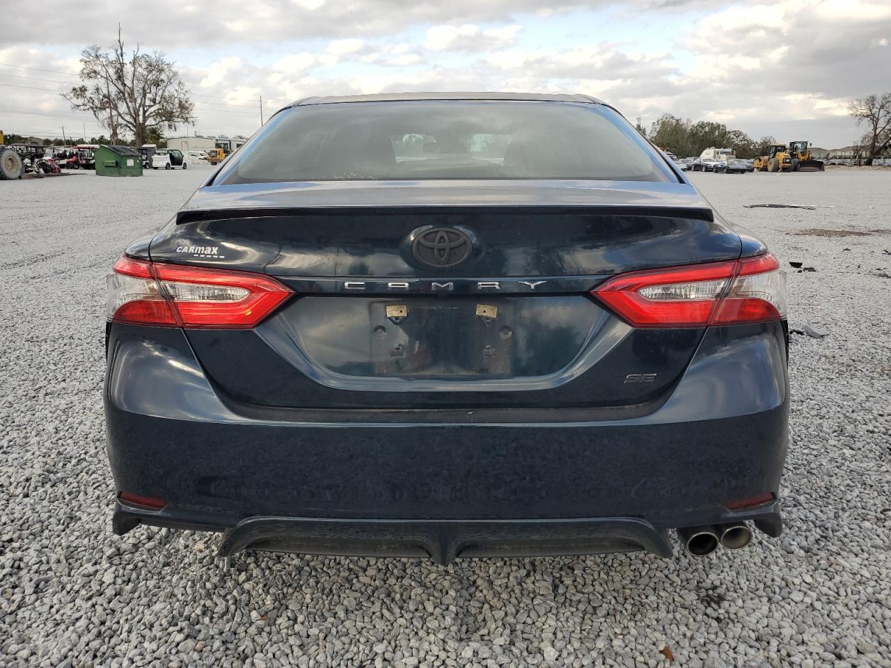 2018 TOYOTA CAMRY L - Image 6