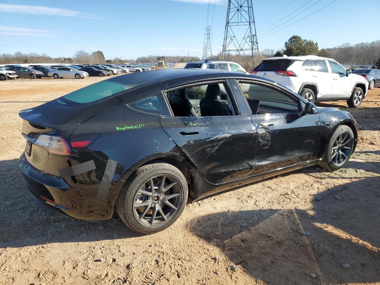 2022 TESLA MODEL 3 - Image 3