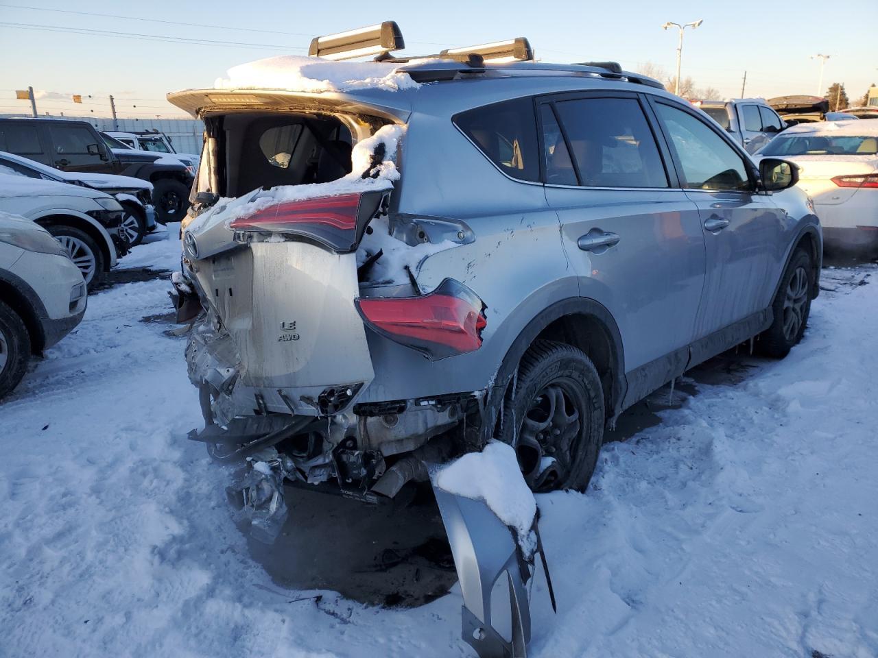 2018 TOYOTA RAV4 LE - Image 3