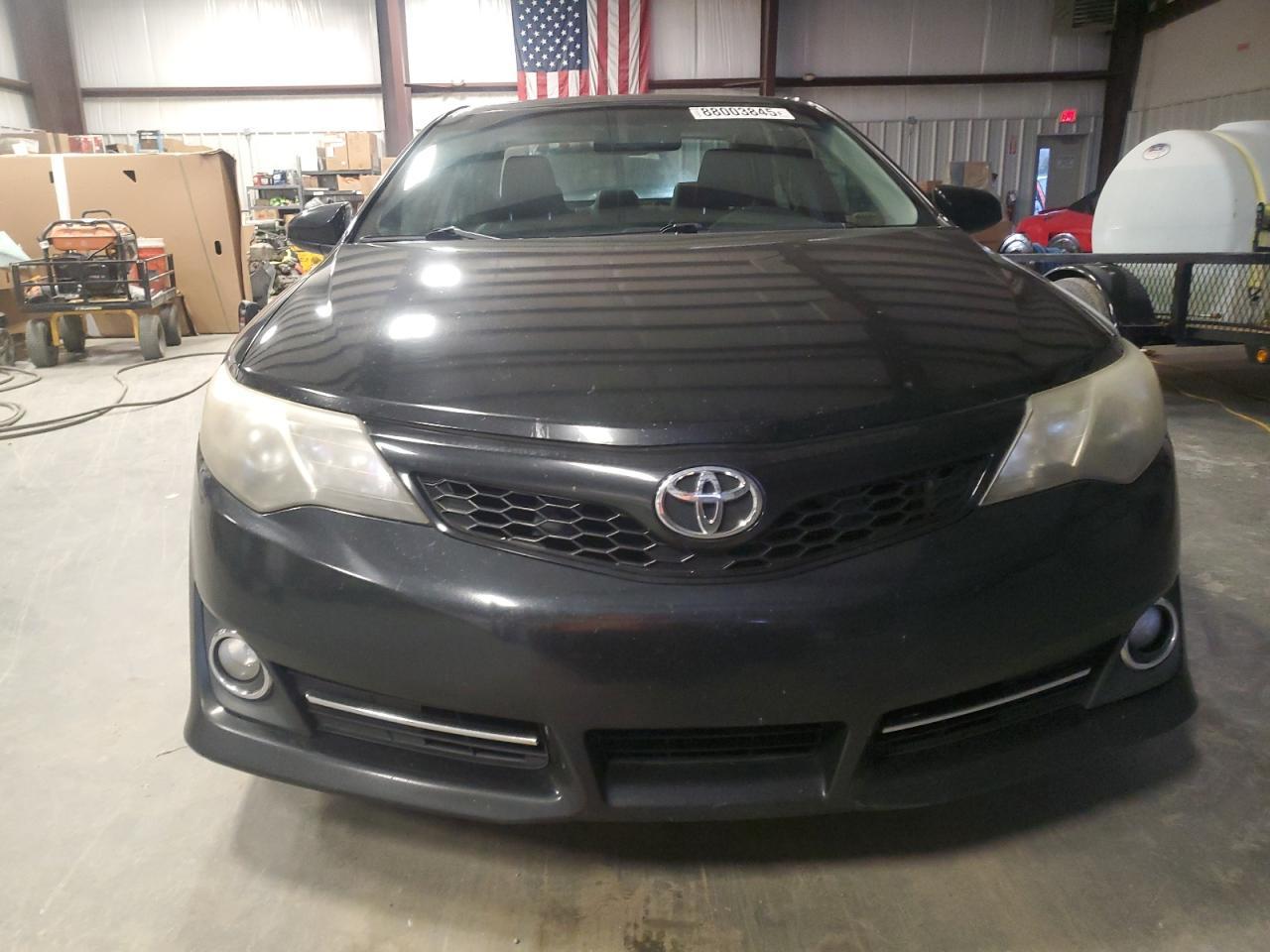 2012 TOYOTA CAMRY SE - Фото 5