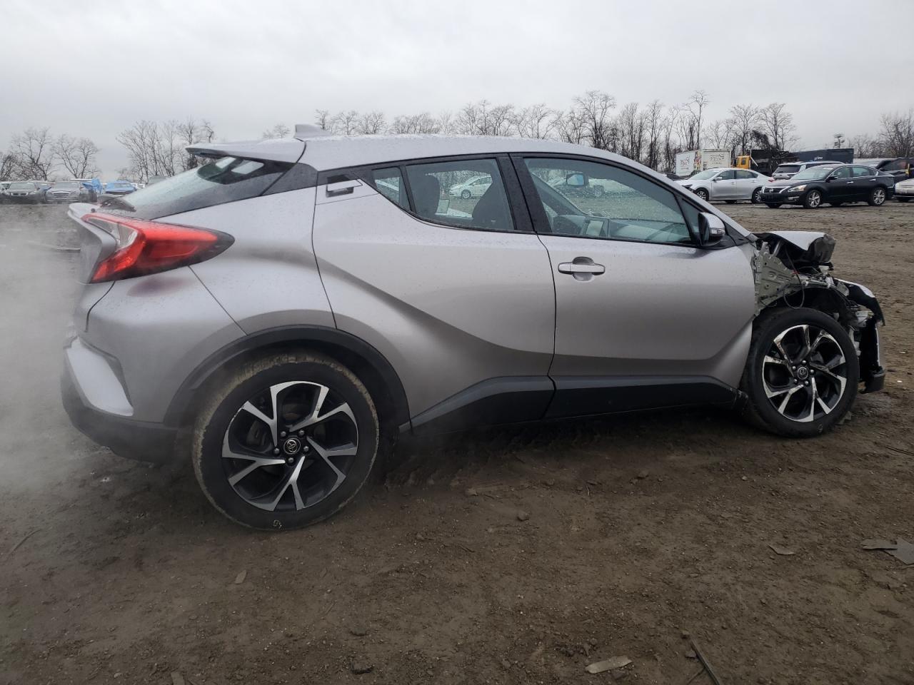 2018 TOYOTA C-HR XLE - Image 3