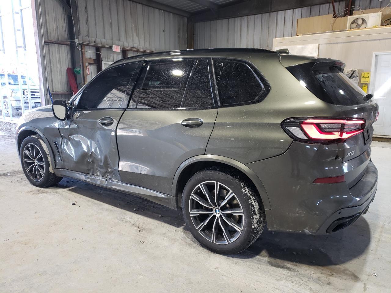 2022 BMW X5 XDRIVE4 - Image 2