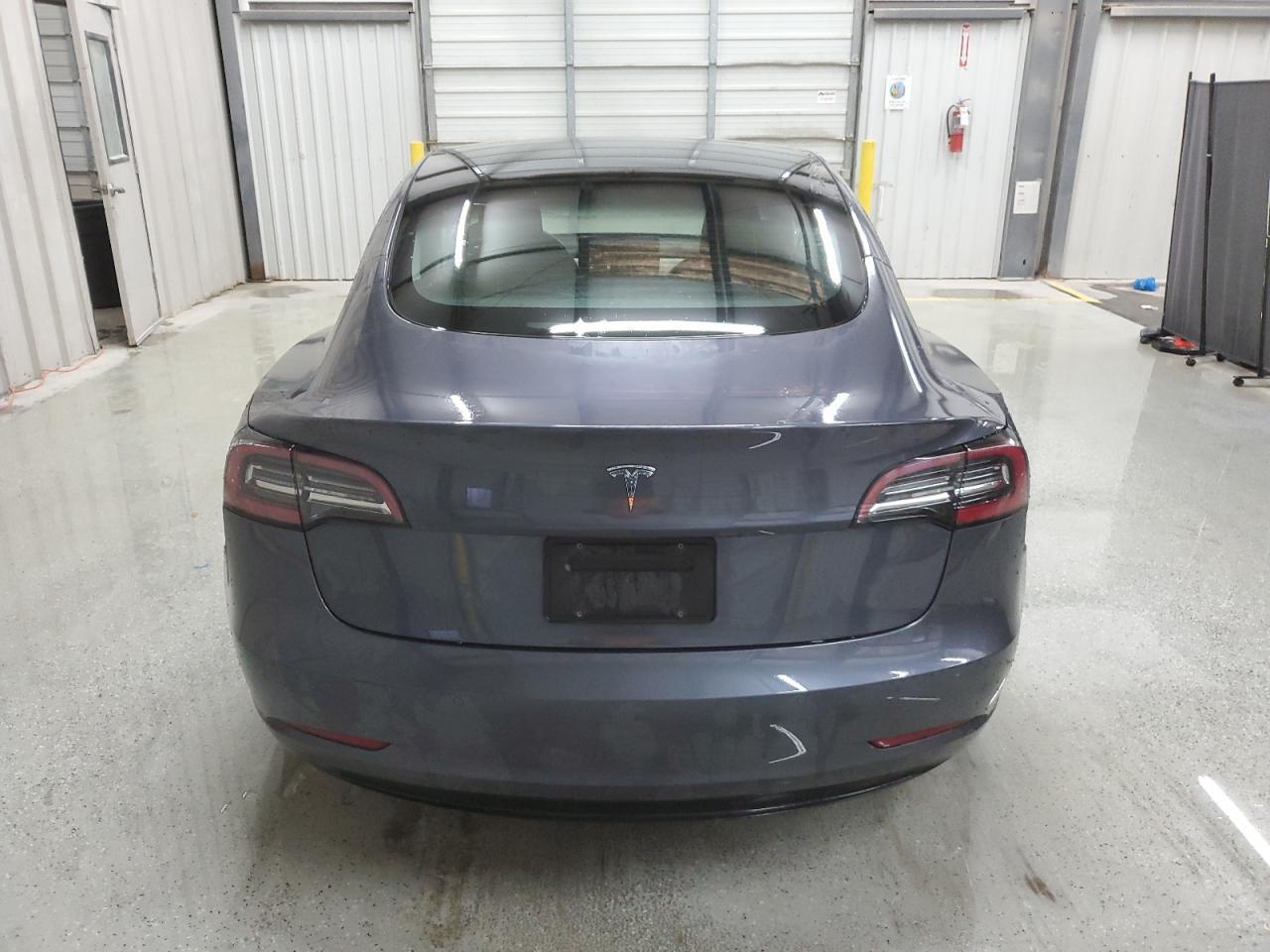 2022 TESLA MODEL 3 - Image 6