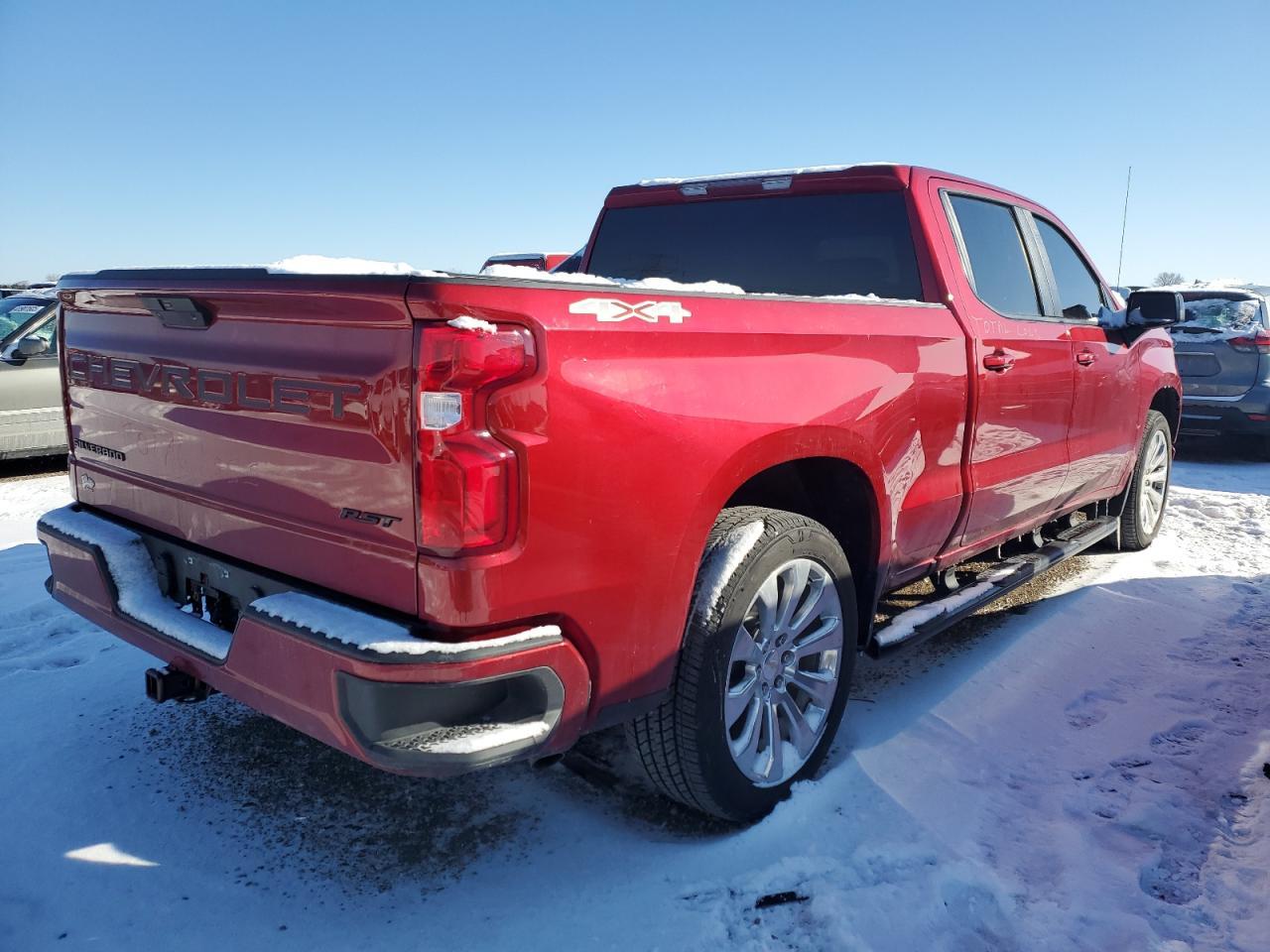 2021 CHEVROLET SILVERADO - Фото 3