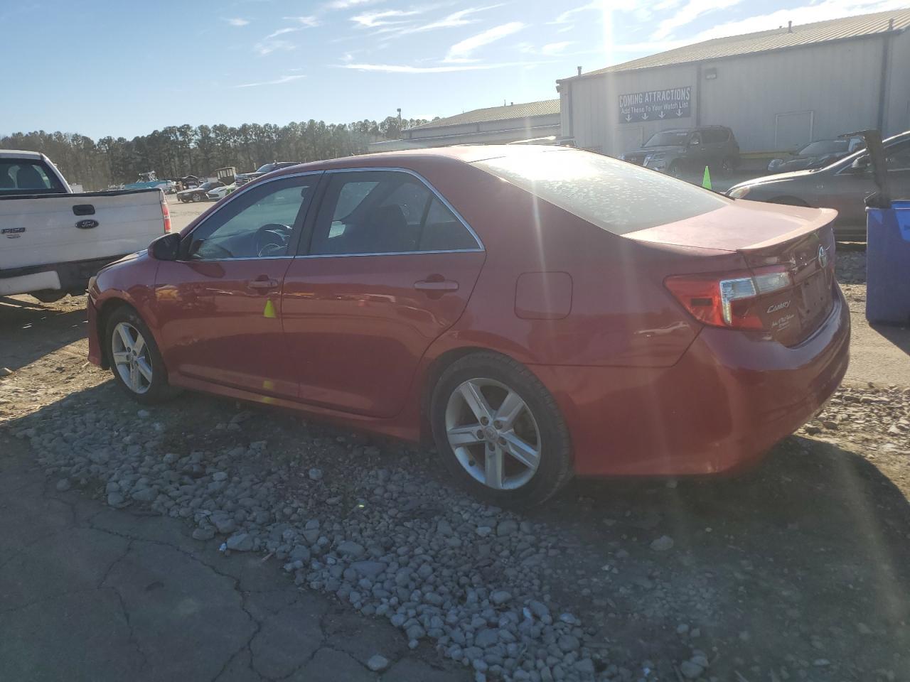 2014 TOYOTA CAMRY L - Фото 2