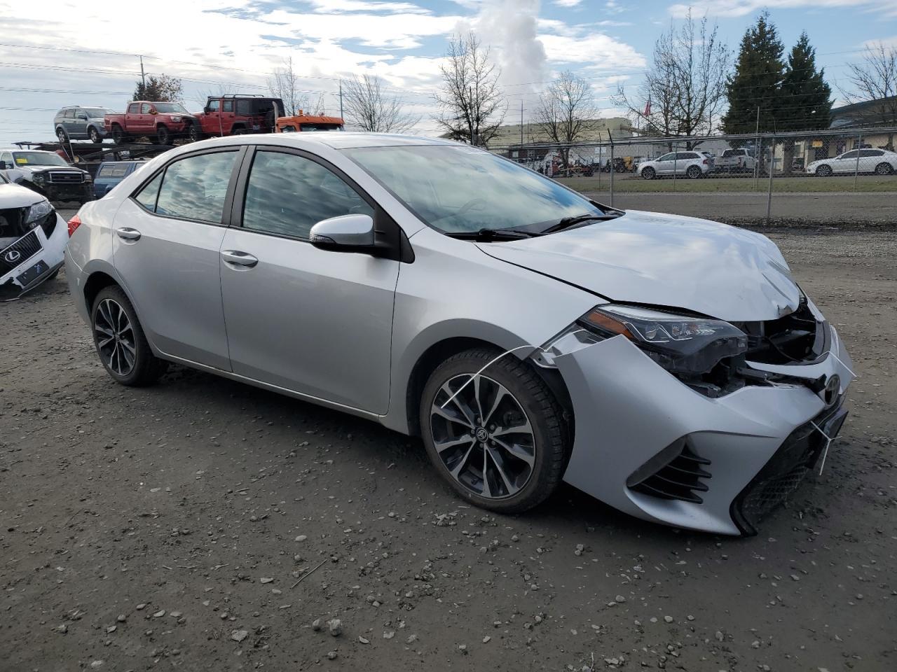 2018 TOYOTA COROLLA L - Image 4