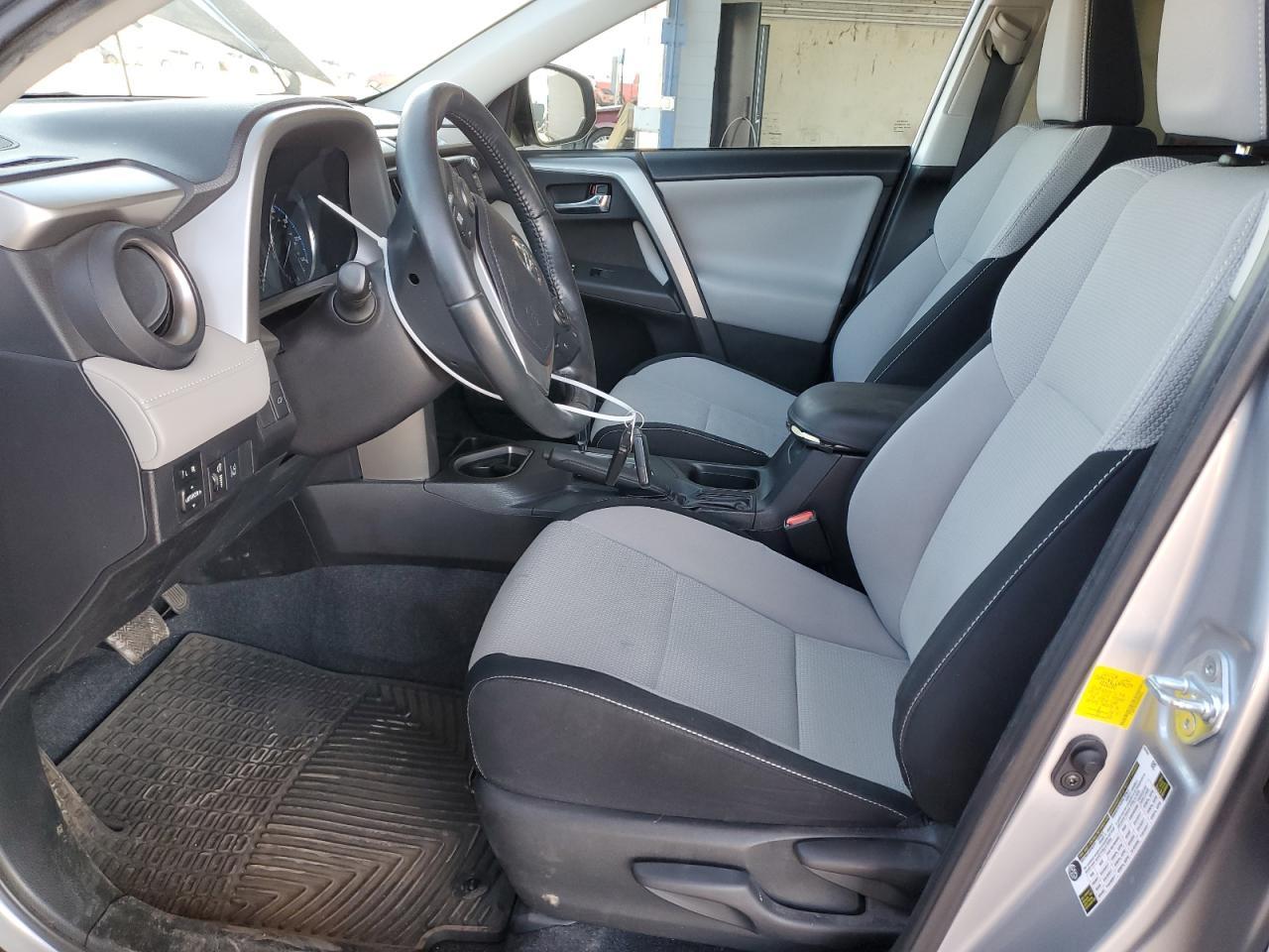 2016 TOYOTA RAV4 XLE - Image 7