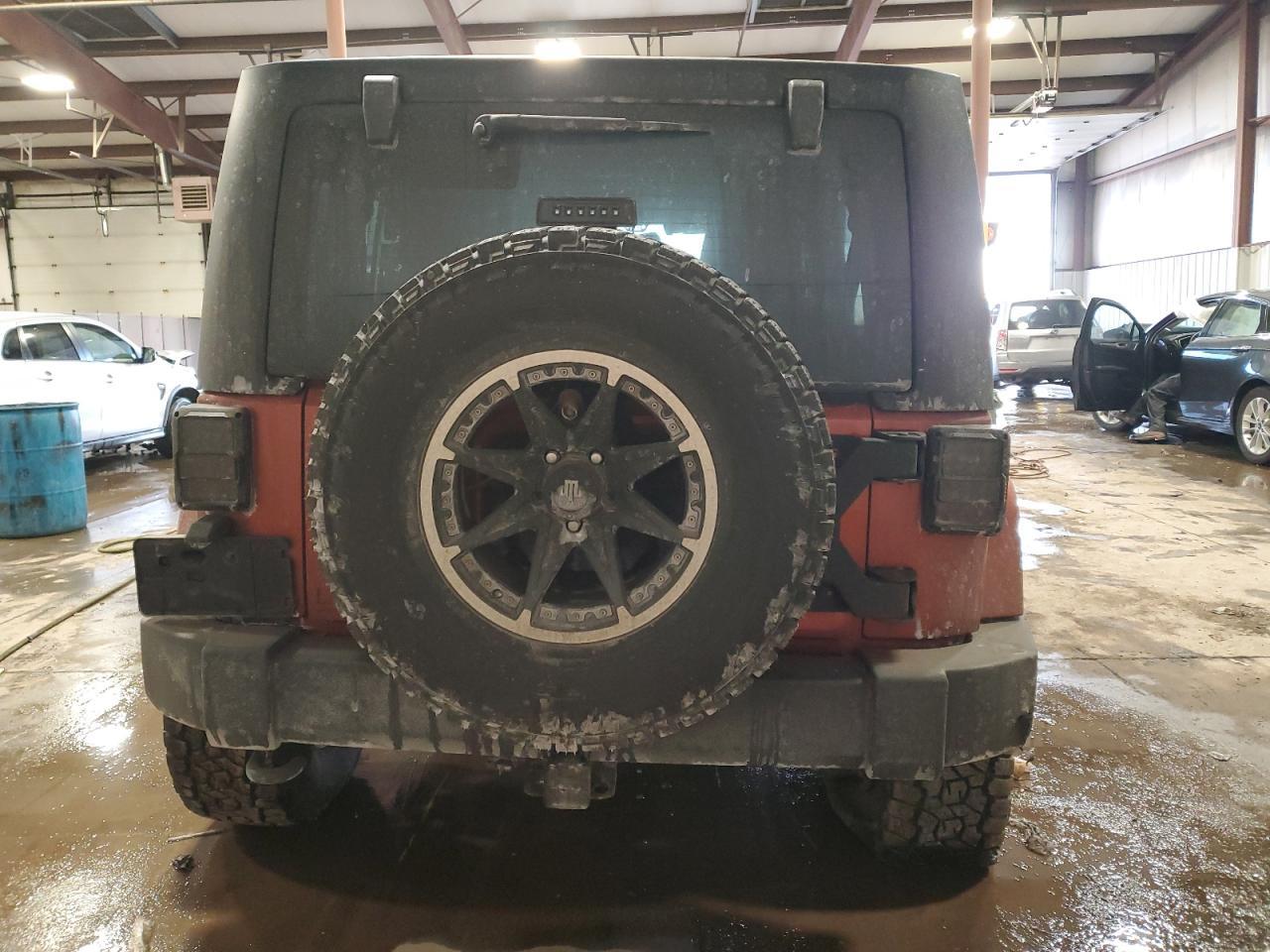 2014 JEEP WRANGLER U - Фото 6