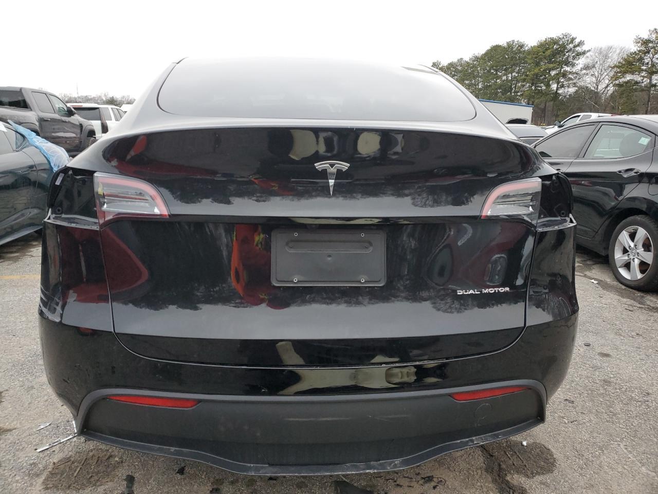 2024 TESLA MODEL Y - Image 6