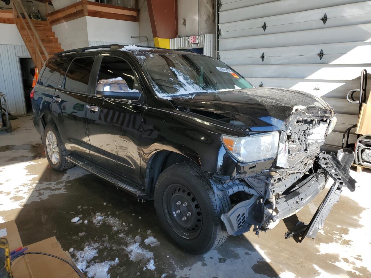 2016 TOYOTA SEQUOIA PL - Image 4