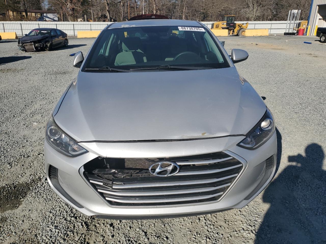2017 HYUNDAI ELANTRA SE - Фото 5