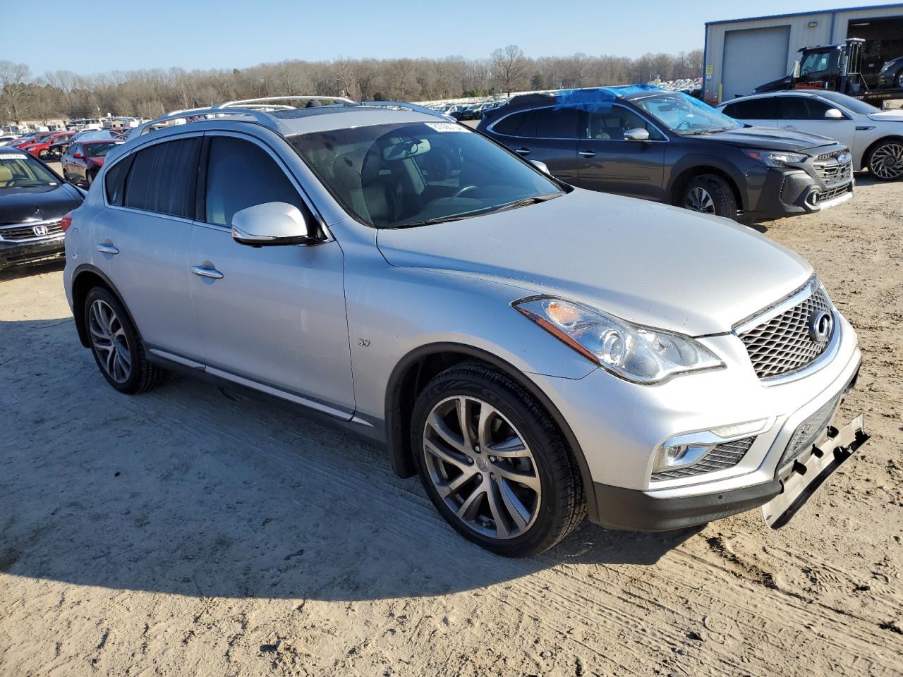 2016 INFINITI QX50 - Image 4