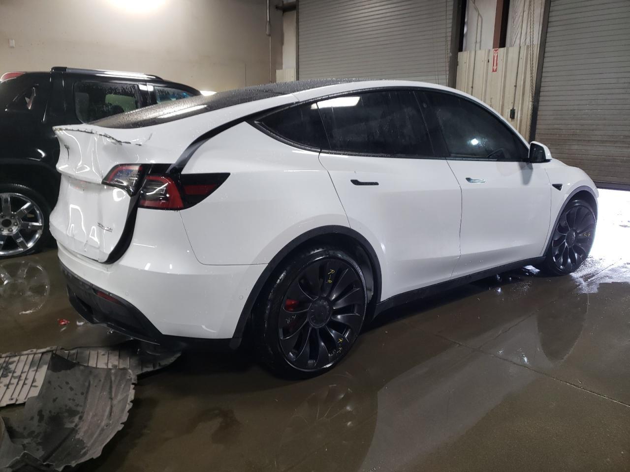 2022 TESLA MODEL Y - Image 3