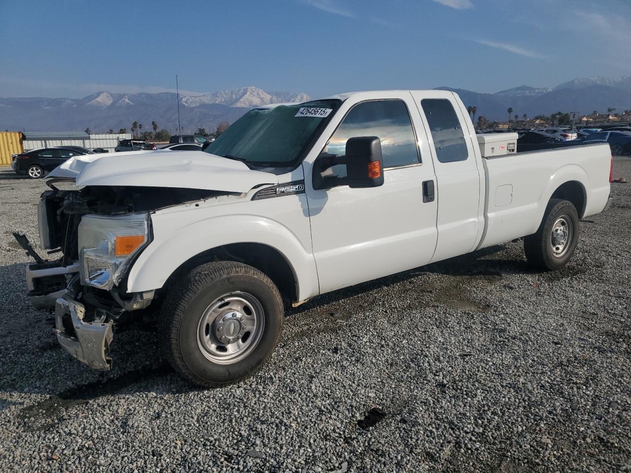 2015 FORD F250 SUPER