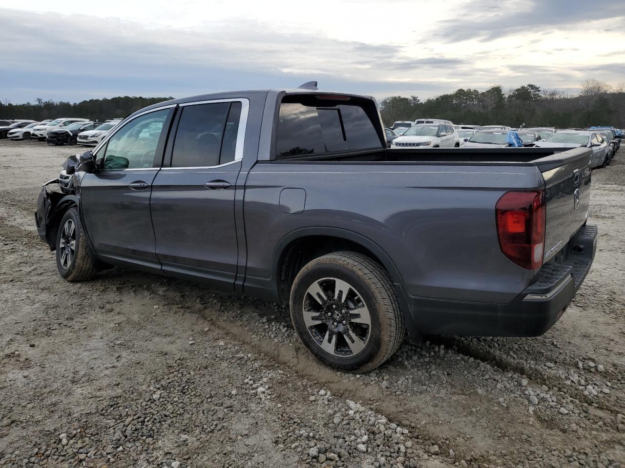 2020 HONDA RIDGELINE - Image 2
