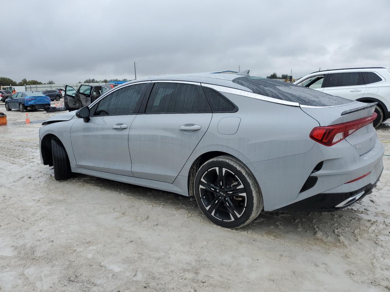 2023 KIA K5 GT LINE - Фото 2