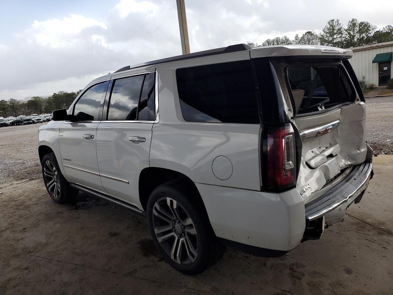 2017 GMC YUKON DENA - Фото 2