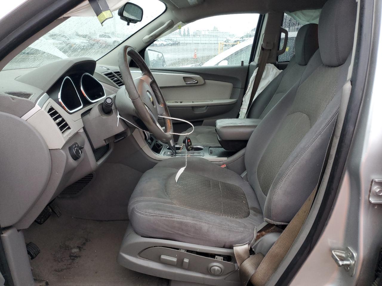 2012 CHEVROLET TRAVERSE L - Фото 7