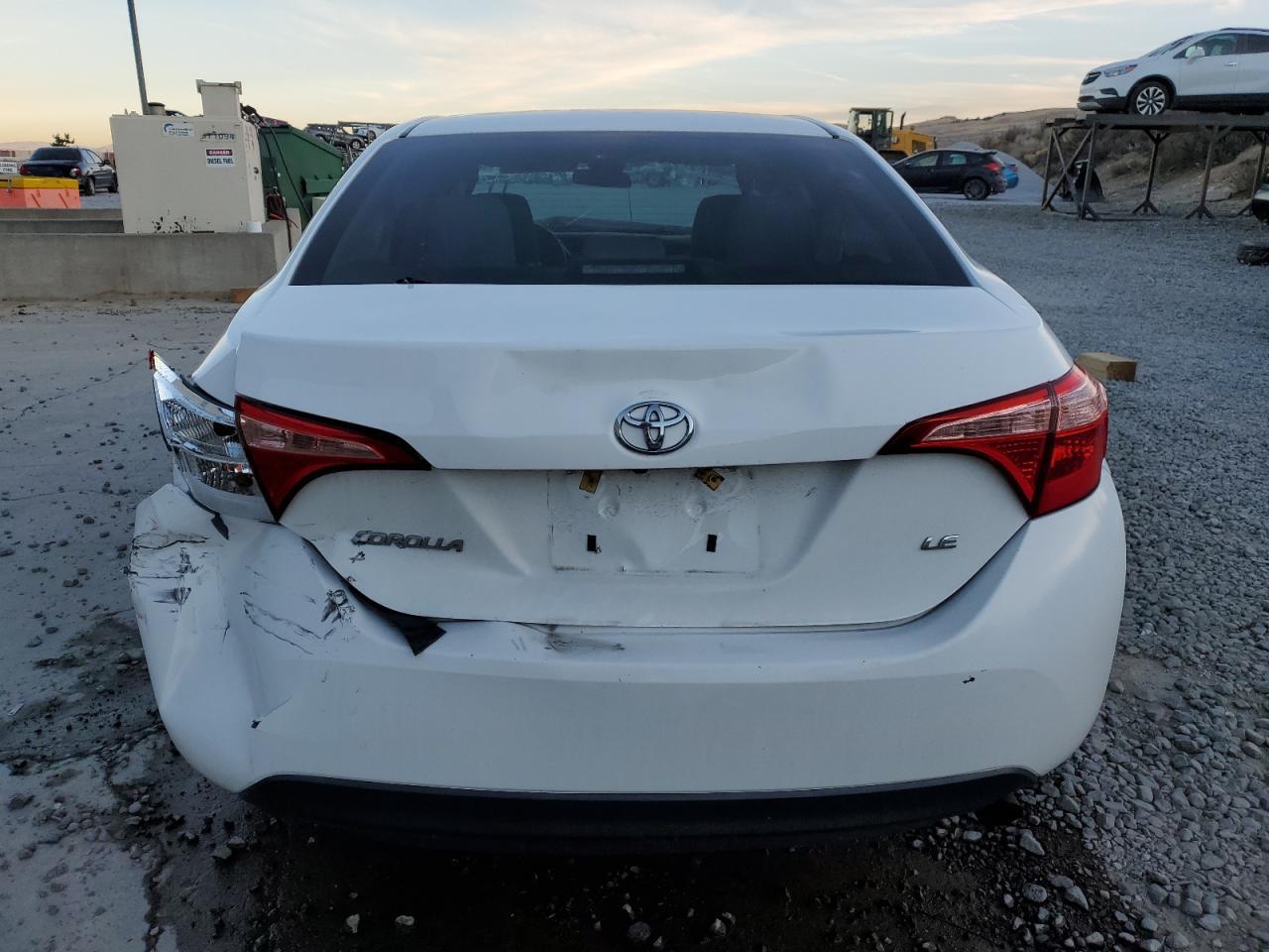 2018 TOYOTA COROLLA L - Image 6