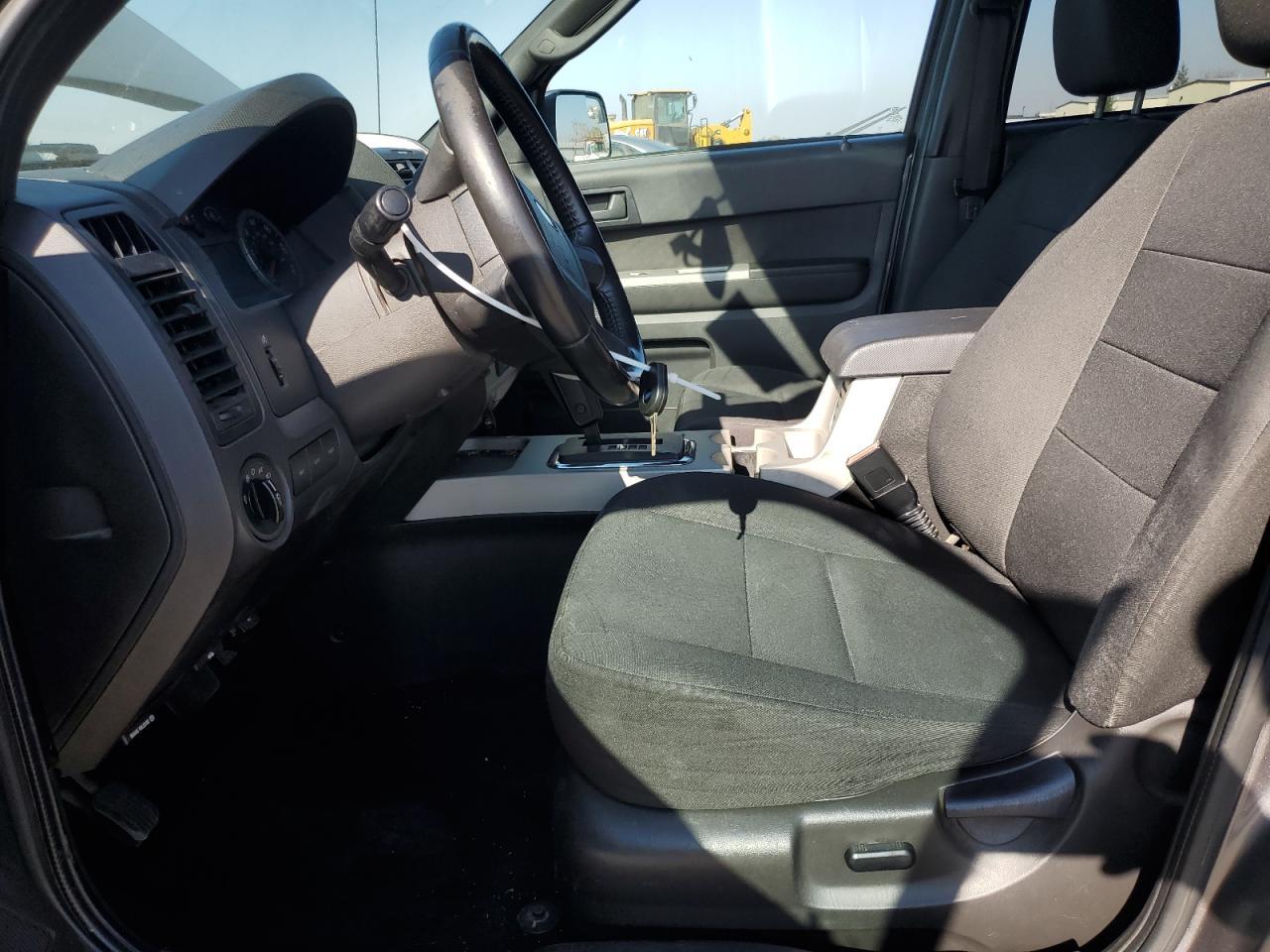 2012 FORD ESCAPE XLT - Image 7