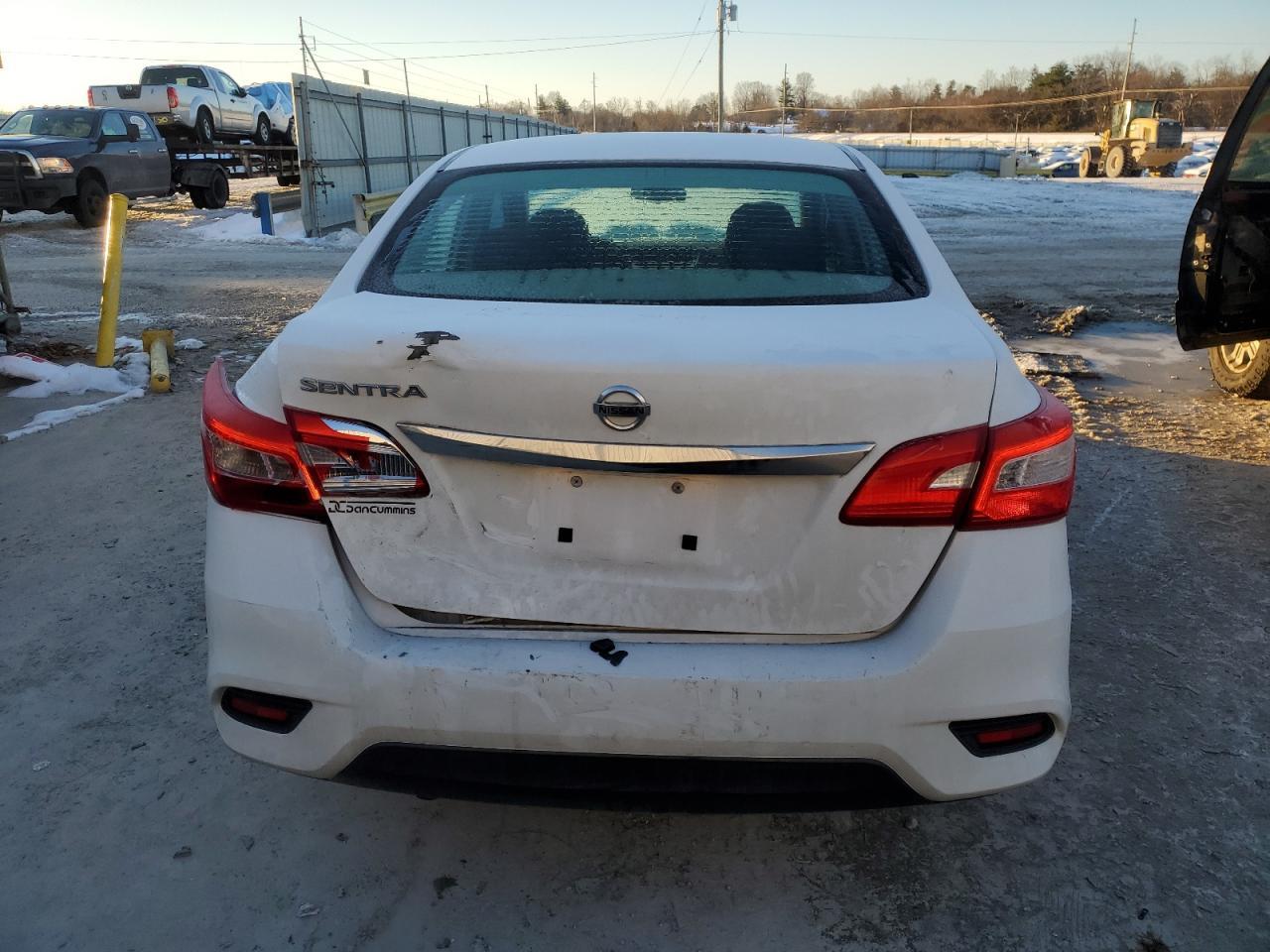 2018 NISSAN SENTRA S - Image 6