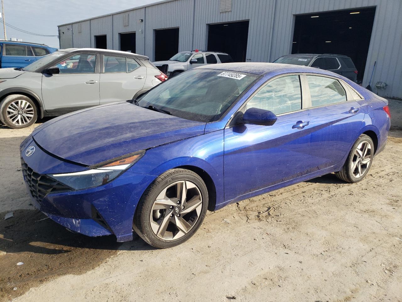 2023 HYUNDAI ELANTRA SE