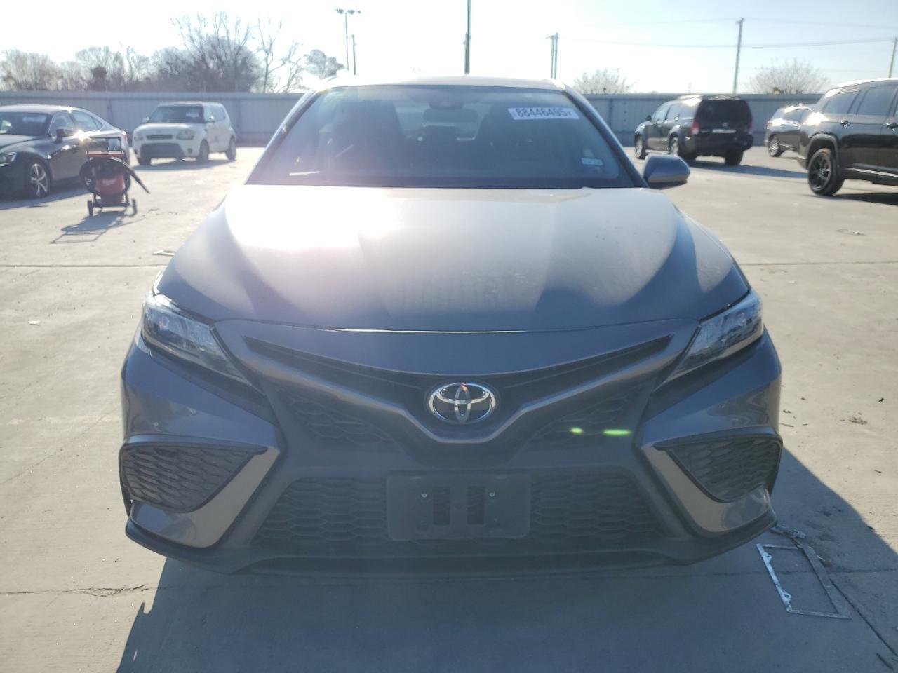 2021 TOYOTA CAMRY SE - Image 5