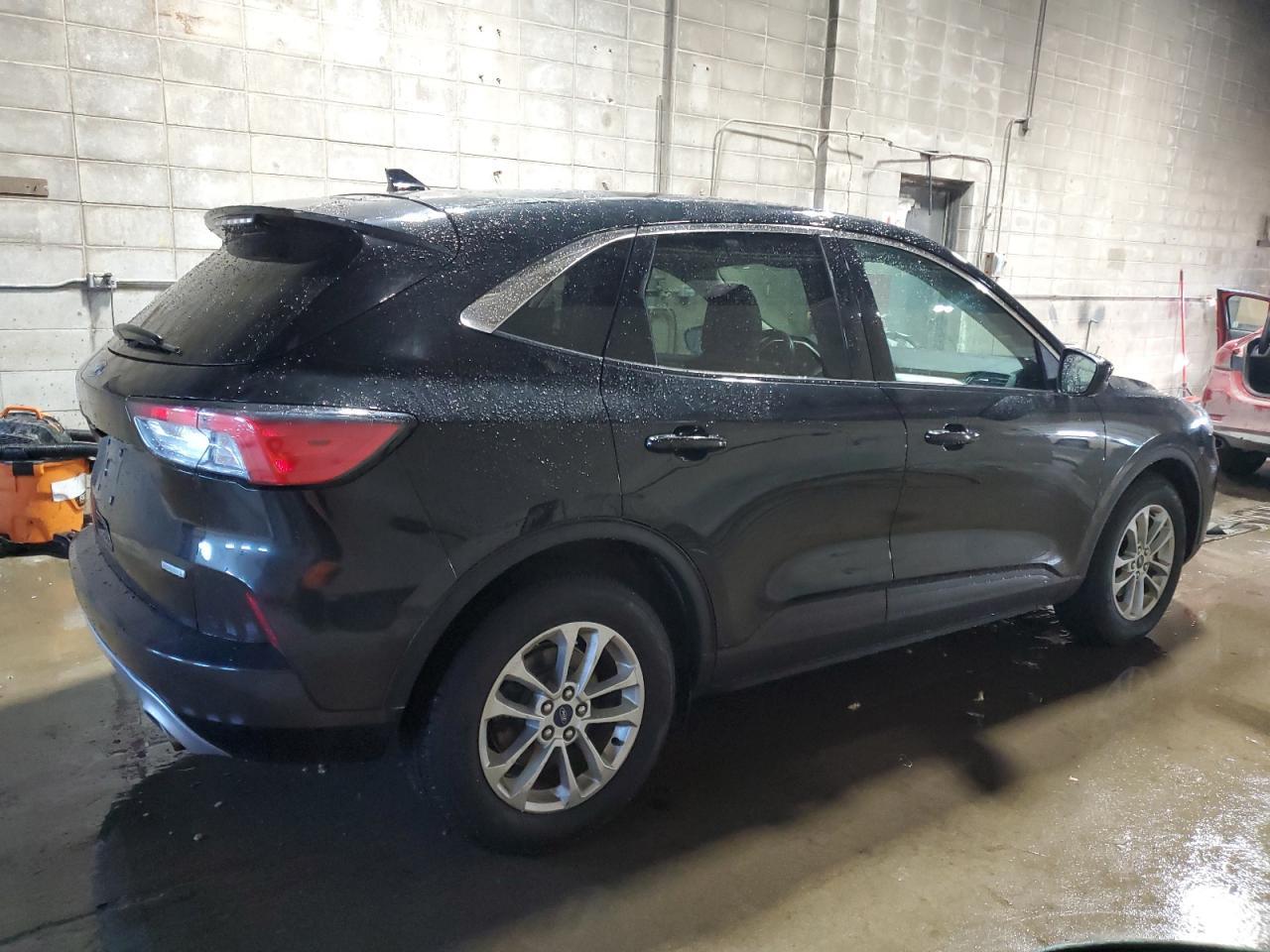 2020 FORD ESCAPE SE - Image 3