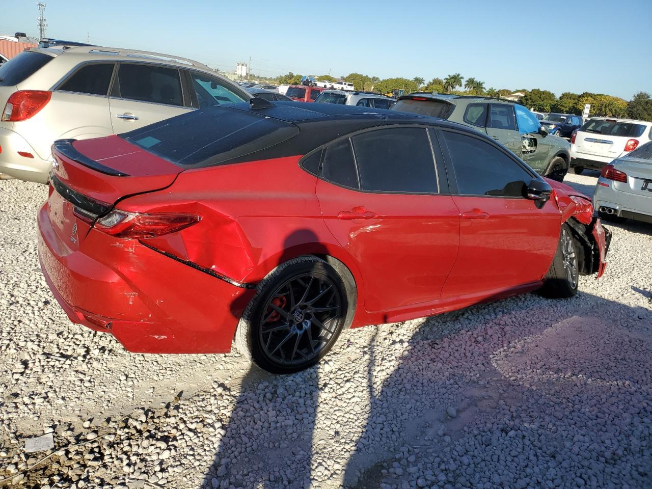 2025 TOYOTA CAMRY XSE - Фото 3