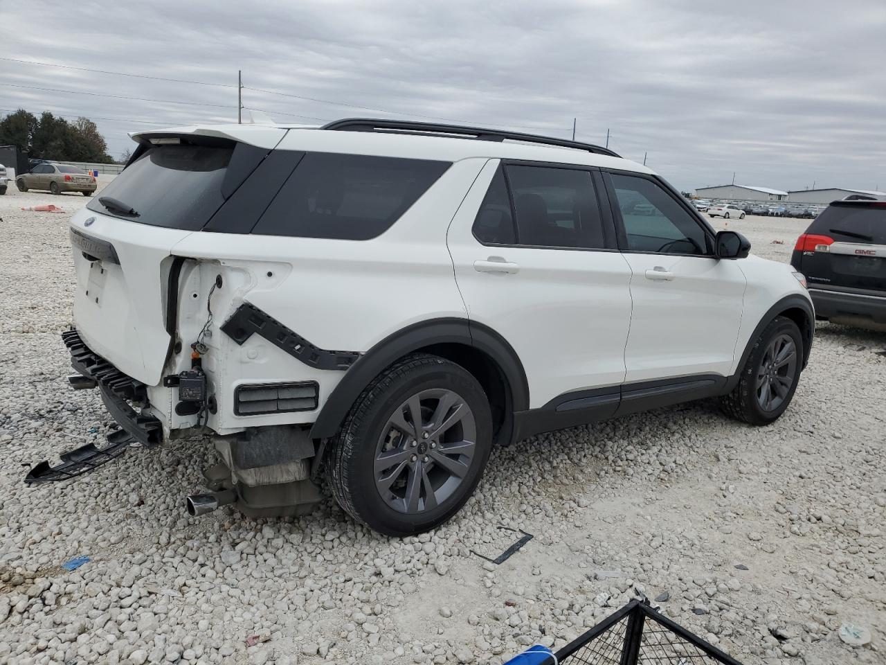 2023 FORD EXPLORER X - Фото 3