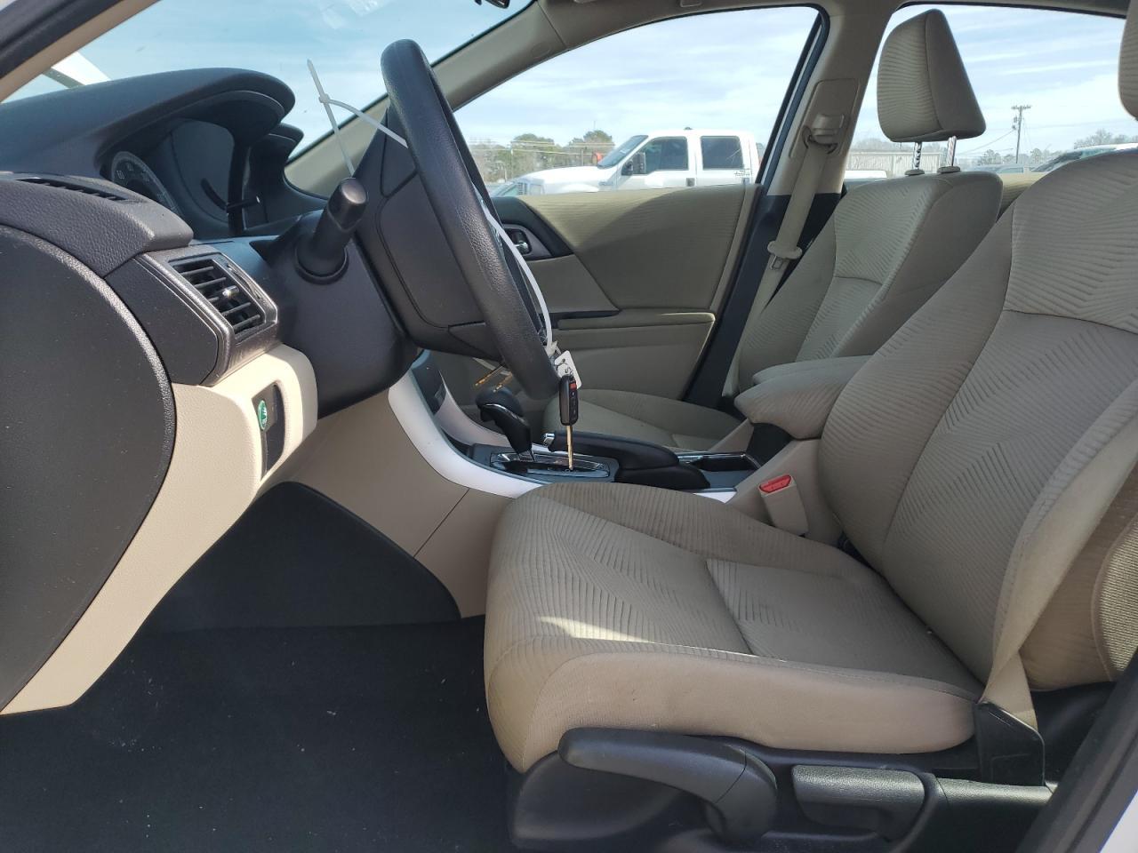 2014 HONDA ACCORD LX - Фото 7