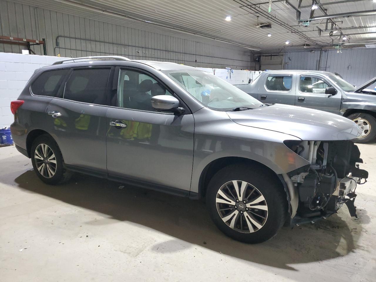 2017 NISSAN PATHFINDER - Image 4
