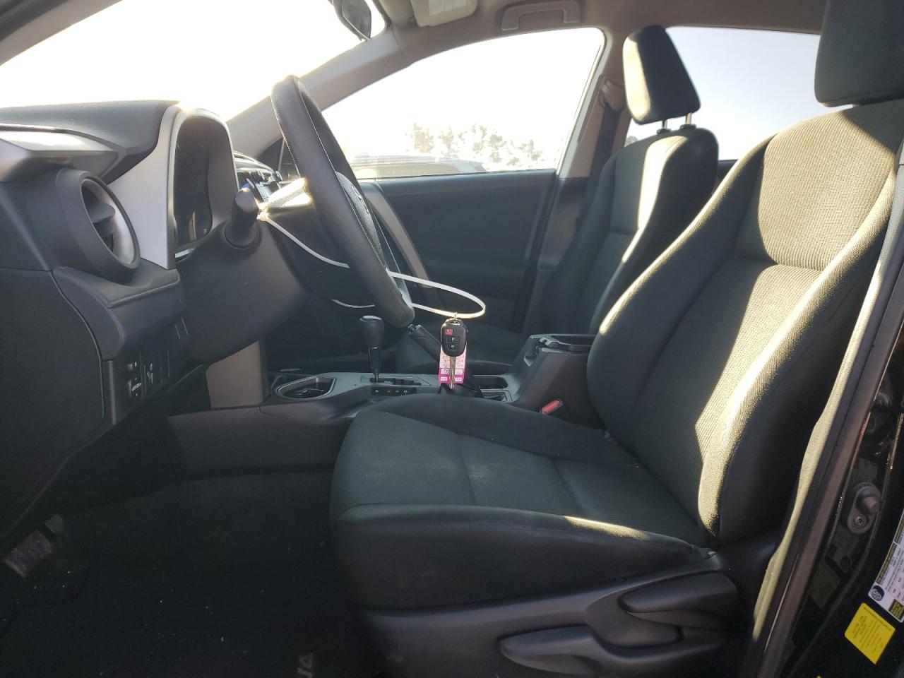 2016 TOYOTA RAV4 LE - Image 7