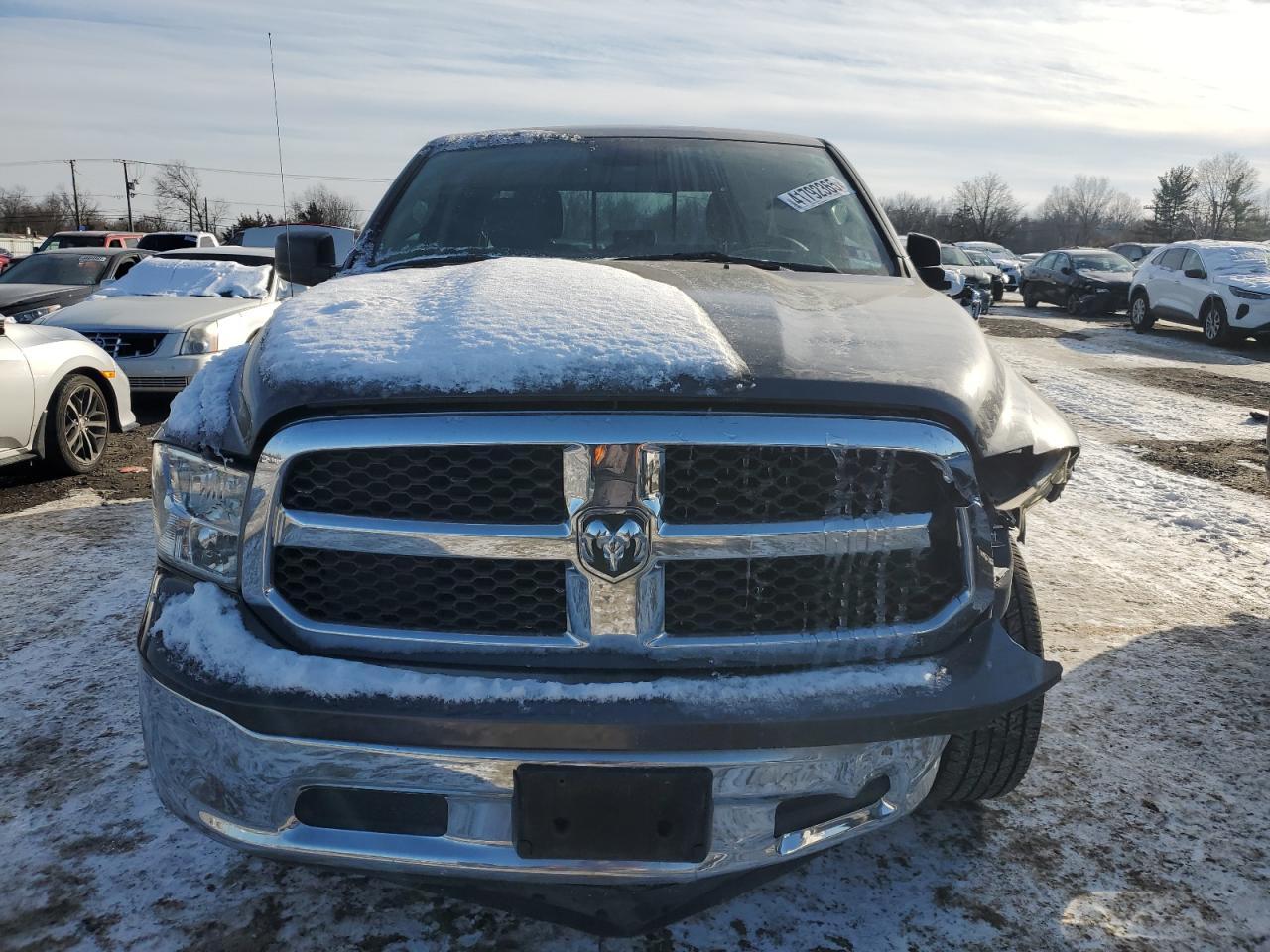 2017 RAM 1500 SLT - Image 5