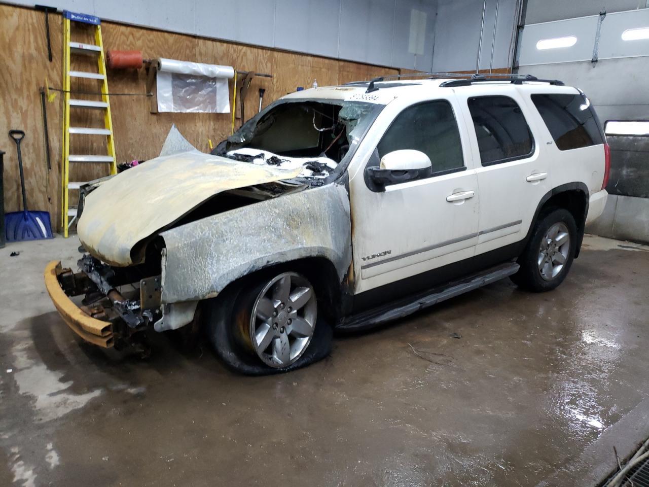 2012 GMC YUKON SLT