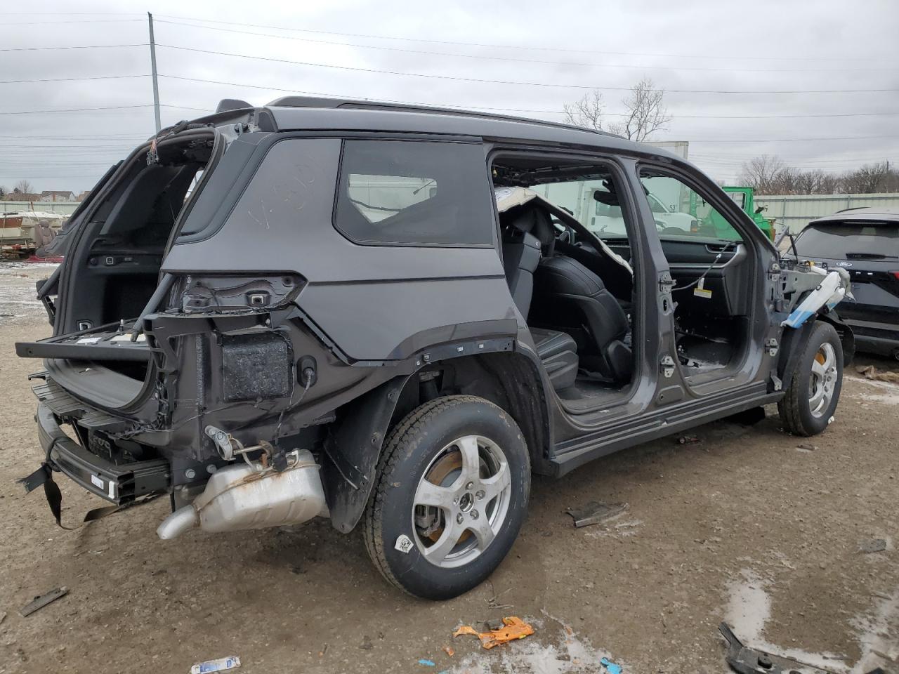 2024 JEEP GRAND CHER - Image 3