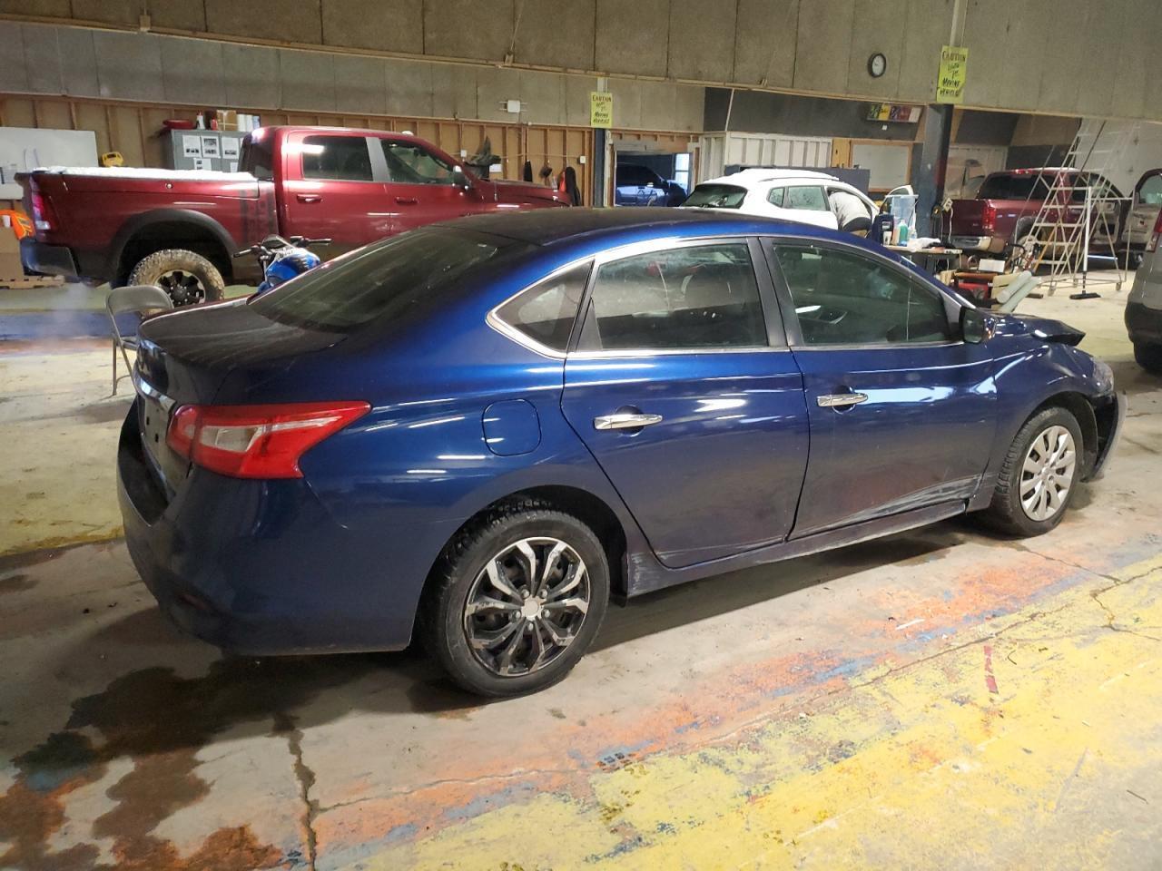 2018 NISSAN SENTRA S - Фото 3