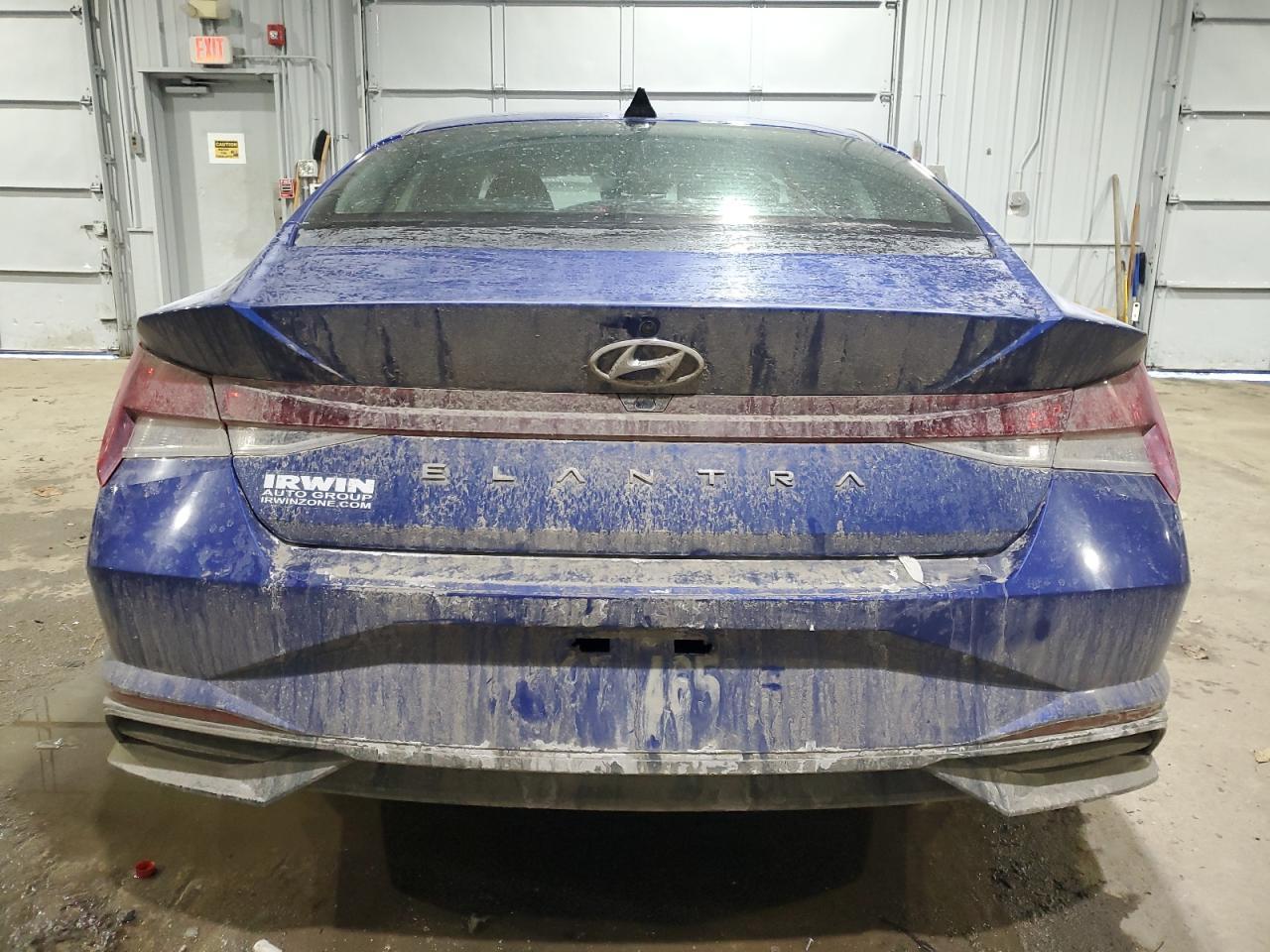 2023 HYUNDAI ELANTRA SE - Image 6