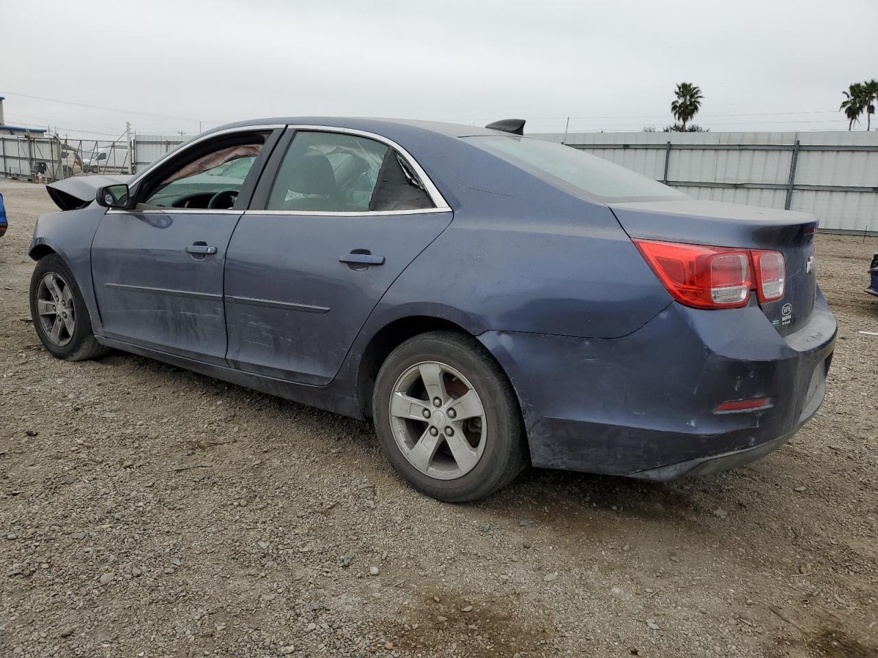 2015 CHEVROLET MALIBU LS - Фото 2