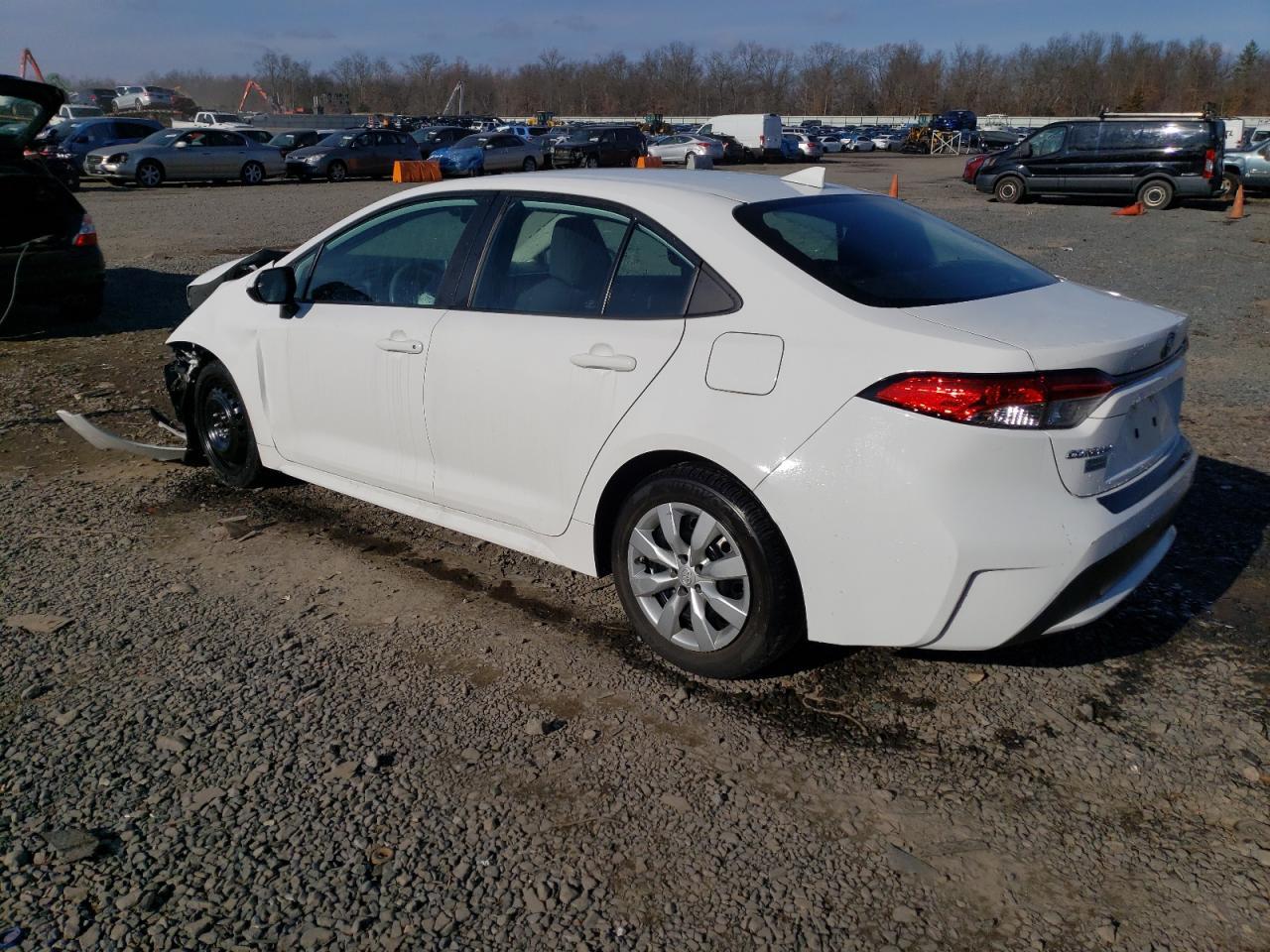 2020 TOYOTA COROLLA LE - Image 2
