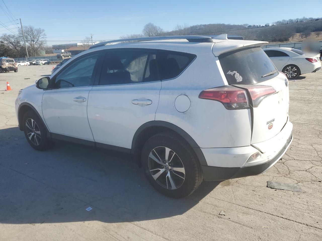 2016 TOYOTA RAV4 XLE - Фото 2